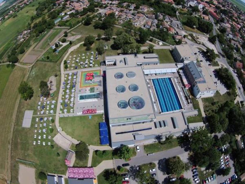 Oazis Apartman Harkany Luaran gambar